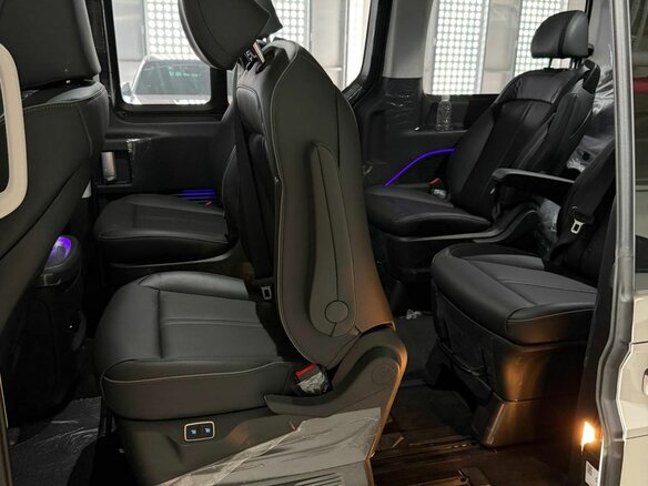 2025 Hyundai Staria I, белый, 9890000 рублей - вид 9