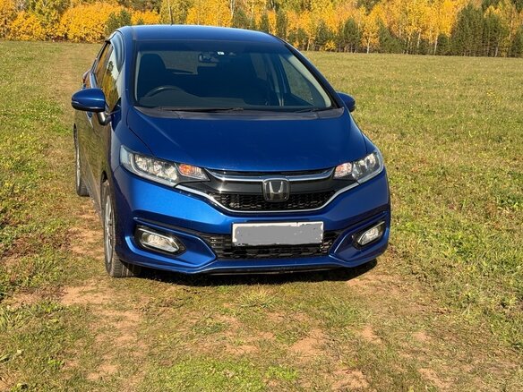 2017 Honda Fit III Рестайлинг, синий, 950000 рублей - вид 2
