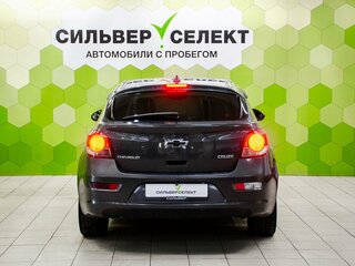 2013 Chevrolet Cruze I Рестайлинг, серый, 500000 рублей, вид 4