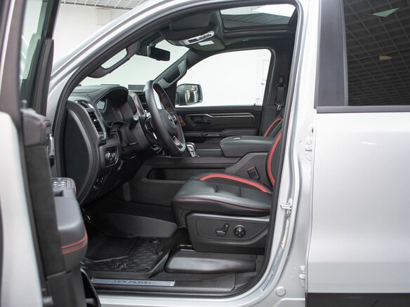 2026 Ram 1500 RHO V Рестайлинг, серебристый, 12499000 рублей - вид 10