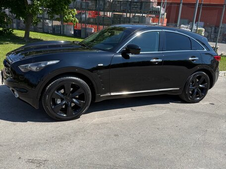 2013 Infiniti FX50 II (S51) Рестайлинг, чёрный, 2150000 рублей, вид 3