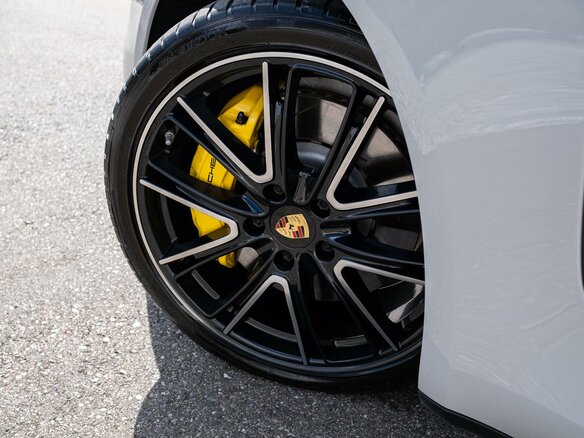 2019 Porsche Panamera 4 Sport Turismo II, серый - вид 6