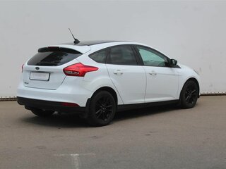 2017 Ford Focus III Рестайлинг, белый, 1175000 рублей, вид 5