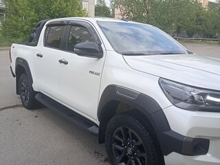 2021 Toyota Hilux VIII Рестайлинг 2, белый, 4550000 рублей, вид 4