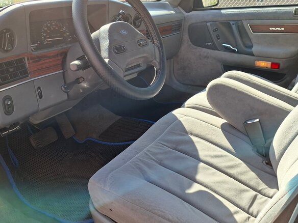 1986 Ford Taurus I, белый - вид 8