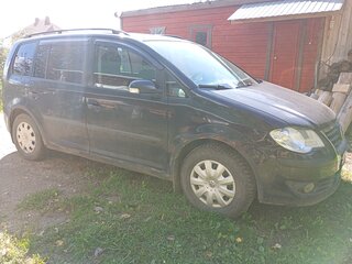 2008 Volkswagen Touran I Рестайлинг, чёрный, 500000 рублей, вид 3