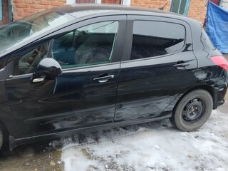 2009 Peugeot 308 I, чёрный, 370000 рублей, вид 4