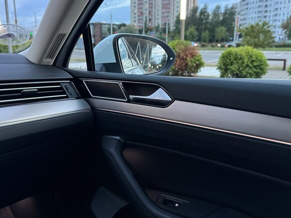 2018 Volkswagen Passat B8, белый, 1990000 рублей - вид 26