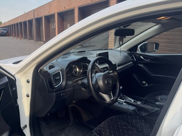 2014 Mazda 3 III (BM), белый, 1500000 рублей - вид 3