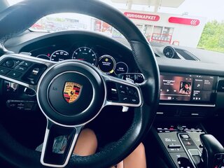 2020 Porsche Cayenne III, чёрный, 6800000 рублей, вид 4