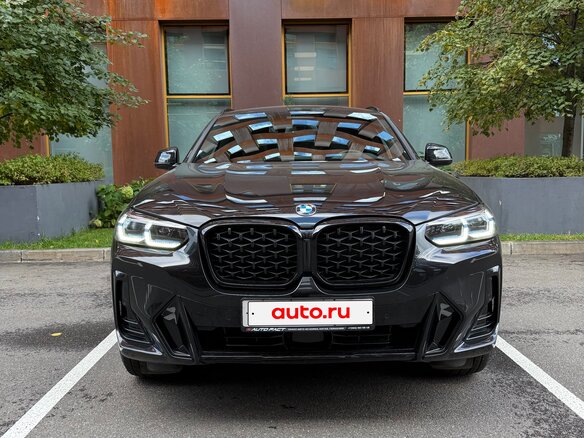 2022 BMW X4 20i II (G02) Рестайлинг, чёрный - вид 1