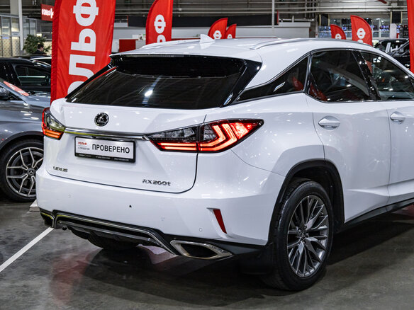 2017 Lexus RX 300 IV, белый, 3299700 рублей - вид 6