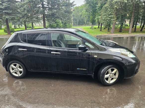2016 Nissan Leaf 30kWh I (ZE0/AZE0), чёрный - вид 2