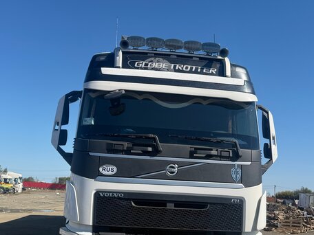 2018 Volvo FH, белый, 12000000 рублей, вид 2