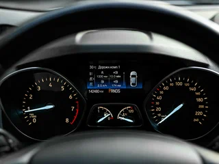 2018 Ford Kuga II Рестайлинг, белый, 1509000 рублей, вид 5