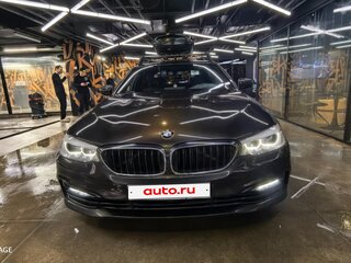 2017 BMW 5 серии 520d VII (G30/G31/G38), коричневый, 3150000 рублей, вид 2