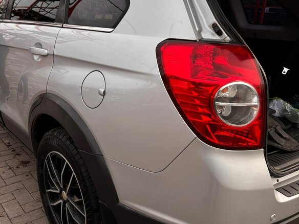 2013 Chevrolet Captiva I Рестайлинг, серебристый, 1150000 рублей - вид 13