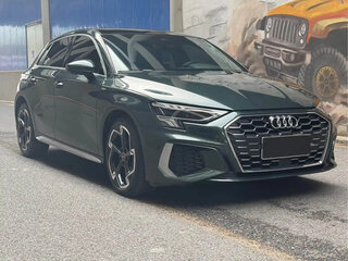2023 Audi A3 Sportback 35 TFSI IV (8Y), зелёный, 2300000 рублей, вид 2