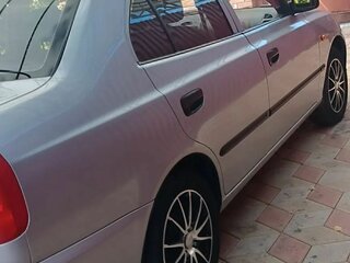 2005 Hyundai Accent ТагАЗ II, серебристый, 620000 рублей, вид 2