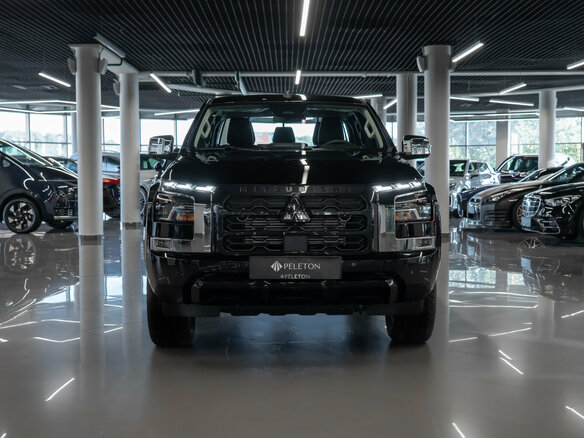 2026 Mitsubishi L200 VI, чёрный, 5700000 рублей - вид 2