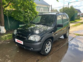 2012 Chevrolet Niva I Рестайлинг, чёрный, 495000 рублей, вид 1