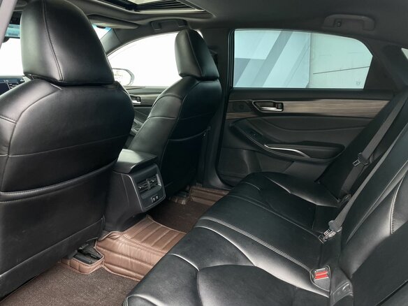 2021 Toyota Avalon V, белый - вид 13