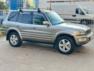 1999 Toyota RAV4 I (XA10), серебристый, 795000 рублей, вид 3
