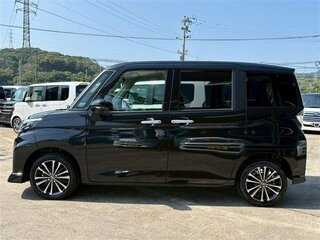 2023 Toyota Roomy I Рестайлинг, чёрный, 730000 рублей, вид 4