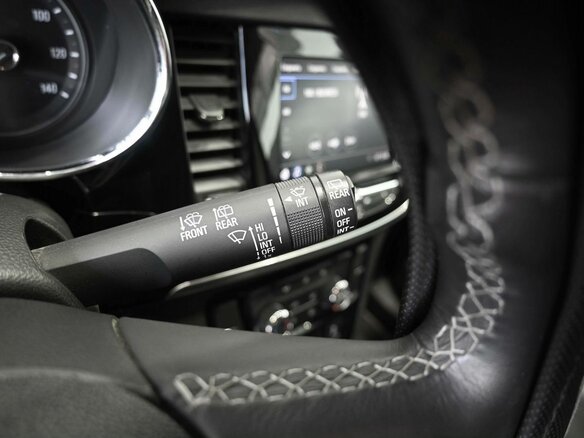 2022 Buick Encore I Рестайлинг, серый, 1599900 рублей - вид 17