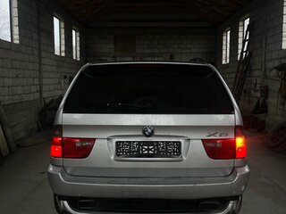 2002 BMW X5 4.6is I (E53), серебристый, 850000 рублей, вид 3