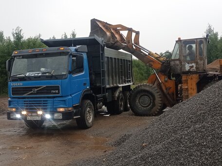 2001 Volvo FM, синий, 2700000 рублей, вид 5