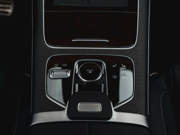 2024 Jaecoo J8, чёрный - вид 24