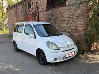 2000 Toyota FunCargo, белый, 380000 рублей, вид 2