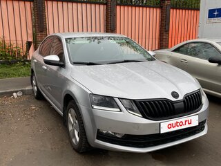 2018 Skoda Octavia III (A7) Рестайлинг, серебристый, 1670000 рублей, вид 1