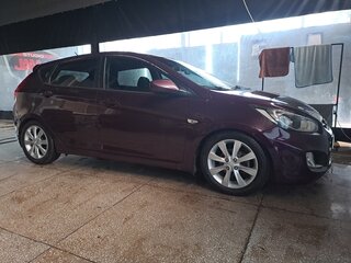 2011 Hyundai Solaris I, фиолетовый, 780000 рублей, вид 4