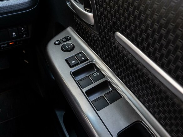 2021 Honda Stepwgn Spada V Рестайлинг, красный, 2650000 рублей - вид 19