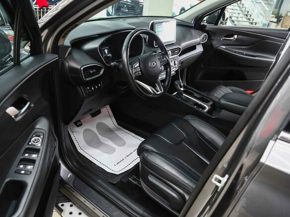 2018 Hyundai Santa Fe IV, серый, 2650000 рублей - вид 7