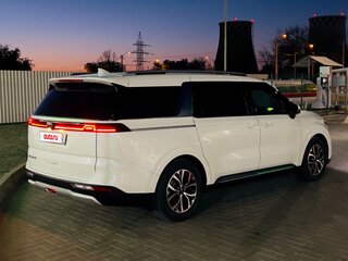 2021 Kia Carnival IV, белый, 3400000 рублей, вид 4