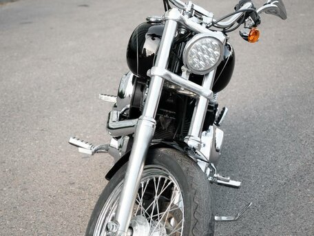2013 Harley-Davidson Dyna Glide Custom, чёрный, 650000 рублей, вид 3