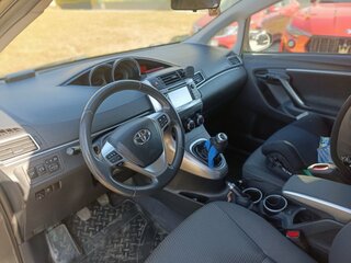 2014 Toyota Verso I Рестайлинг, серый, 1199000 рублей, вид 4