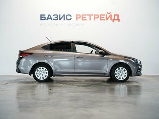 2018 Hyundai Solaris II, коричневый, 1539000 рублей, вид 4