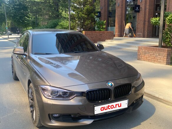 2013 BMW 3 серии 320i VI (F3x), коричневый, 2000000 рублей - вид 3