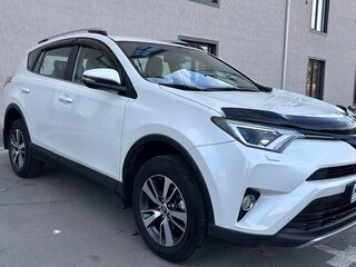 2016 Toyota RAV4 IV (XA40) Рестайлинг, белый, 2550000 рублей, вид 3