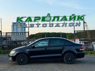 2019 Volkswagen Polo V Рестайлинг, чёрный, 1579000 рублей, вид 3