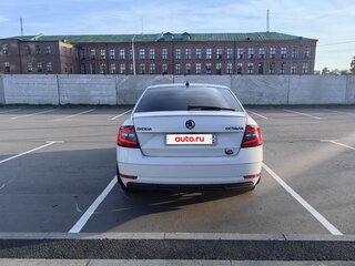 2018 Skoda Octavia III (A7) Рестайлинг, белый, 2099000 рублей, вид 4