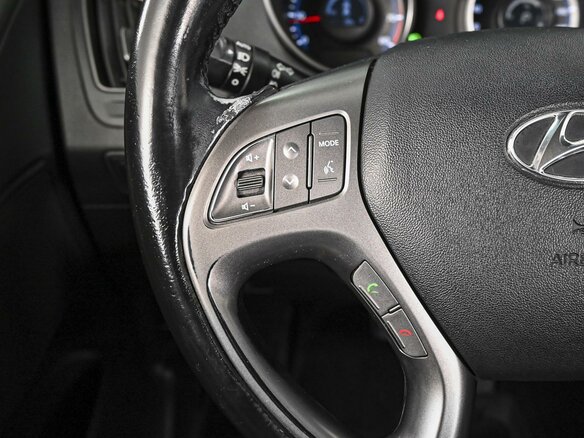 2013 Hyundai ix35 I Рестайлинг, чёрный - вид 16