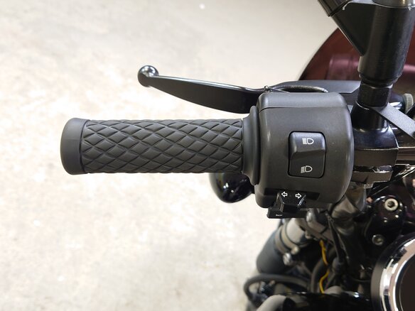 2015 Yamaha XV950 Bolt, чёрный, 630000 рублей - вид 17