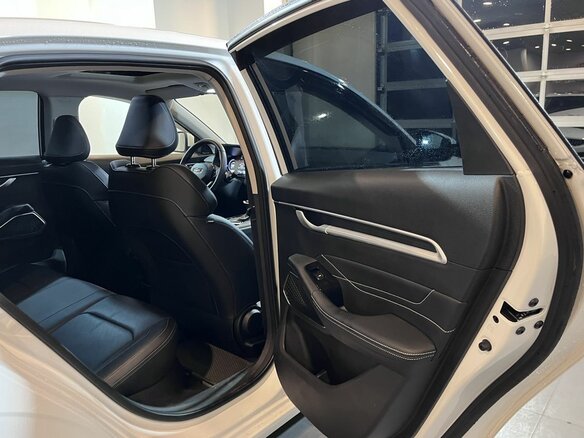2024 Geely Emgrand II, белый, 1780000 рублей - вид 14