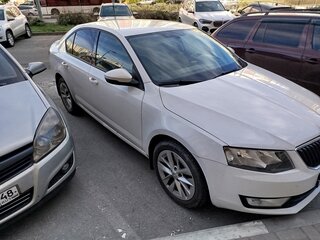 2014 Skoda Octavia III (A7), белый, 1400000 рублей, вид 2