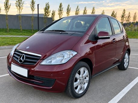 2009 Mercedes-Benz A-Класс 180 II (W169) Рестайлинг, пурпурный, 790000 рублей, вид 1